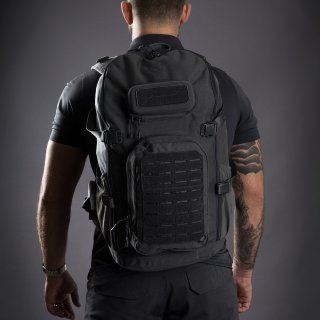 Рюкзак тактичний Highlander Stoirm Backpack на 40 л з водовідштовхувального матеріалу та відділенням під ноутбук Оливковий