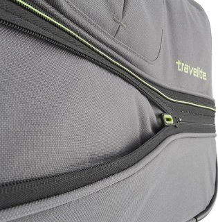 Средняя дорожная сумка на колесах Travelite Basics на 51/64 л Серый