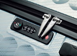 Средний чемодан 71 л Roncato UNO ZSL Premium Carbon Silver