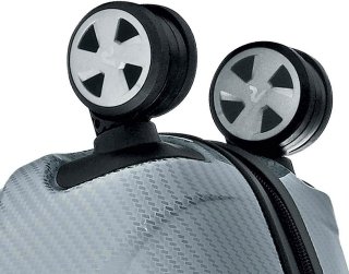 Средний чемодан 71 л Roncato UNO ZSL Premium Carbon Silver
