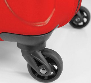 Средний чемодан 73 л Roncato Supernova Red