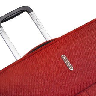 Средний чемодан Roncato Ironik 2.0 – 65/71 л, 3,3 кг Красный