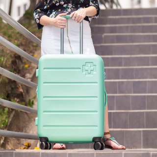 Средний чемодан Swissbrand Berlin на 65/75 л из поликарбоната Бирюзовый