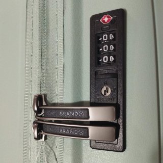 Средний чемодан Swissbrand Narberth на 69 л весом 2,9 кг из полипропилена Бирюзовый