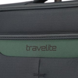 Средний чемодан Travelite Croatia на 61/66 л весом 2,9 кг Зеленый