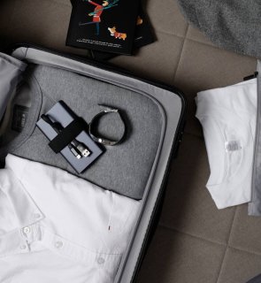 Средний чемодан Xiaomi Ninetygo Business Travel на 65 л из поликарбоната Желтый