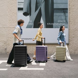 Средний чемодан Xiaomi Ninetygo Rhine – 66 л, 4 кг Черный