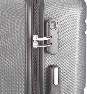 Средний пластиковый чемодан 62 л Travelite YAMBA Anthracite
