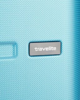Средний пластиковый чемодан 62 л Travelite YAMBA Petrol