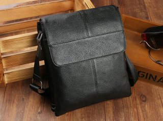 Сумка через плече чоловіча шкіряна Tiding Bag Чорна