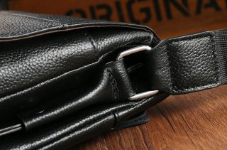 Сумка через плече чоловіча шкіряна Tiding Bag Чорна