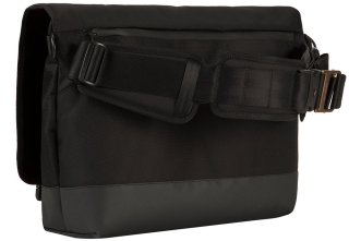 Сумка для ноутбука 15" Incase Sport Messenger - Black Сумка для ноутбука 15" Incase Sport Messenger - Black