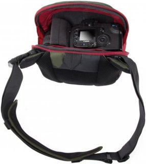 Сумка для дзеркальної фотокамери Crumpler Quick Escape 650 (camouflage)