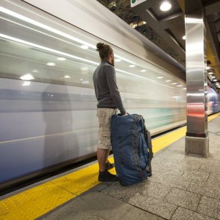 Сумка дорожная на колесах Granite Gear Wheeled Packable Duffel 145 Black/Flint