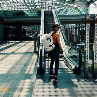 Сумка-рюкзак CabinZero Classic 28L Cabin White