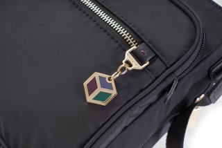 Сумочка через плече 5.59 л Hedgren Premium Charm Crossover Magic M Black