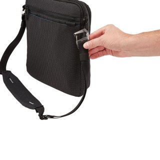 Thule Crossover 2 Crossbody Tote 9 л сумка через плечо из нейлона черная