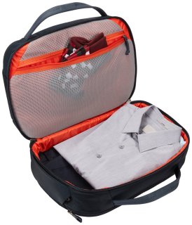 Thule Subterra Boarding Bag 23 л дорожная сумка из нейлона синяя
