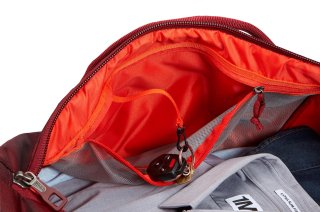 Thule Subterra Weekender Duffel 45 л спортивна сумка з нейлону червона