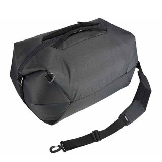 Thule Subterra Weekender Duffel 45 л спортивна сумка з нейлону темно-сіра