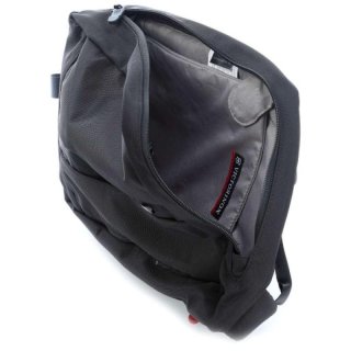 Victorinox Travel ACCESSORIES 7,3 л сумка-рюкзак з поліестеру чорна