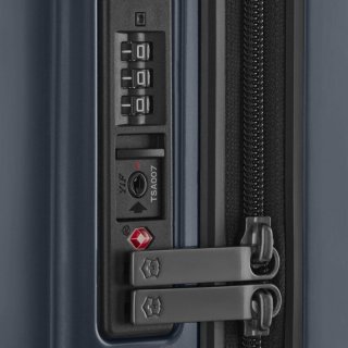 Victorinox Travel AIROX чемодан ручная кладь весом 2,3 кг из поликарбоната Синий
