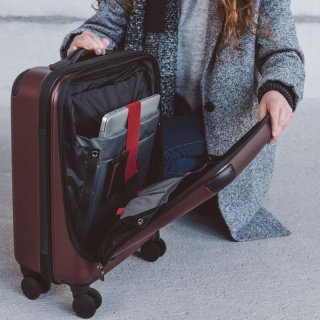 Victorinox Travel Spectra 2.0 29 л чемодан из поликарбоната на 4-х колесах бордовый