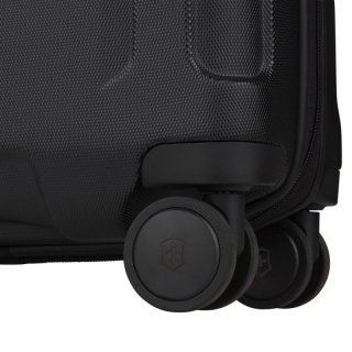Victorinox Travel WERKS TRAVELER 6.0 HS 75/84 л чемодан из поликарбоната на 4 колесах черный