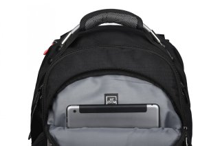 Wenger Synergy 16"