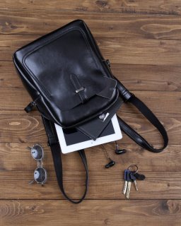 Женский рюкзак Grays из натуральной кожи Черный