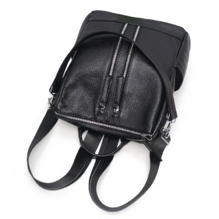 Жіночий рюкзак із натуральної шкіри Olivia Leather Чорний
