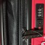 Большой чемодан Swissbrand Eden на 115/132 л весом 4,5 кг из полипропилена Красный