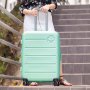 Средний чемодан Swissbrand Berlin на 65/75 л из поликарбоната Бирюзовый