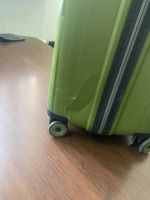 Большой чемодан Snowball AQUA Light на 103 л весом 3,2 кг из полипропилена Зеленый 05203-2