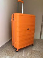Средний 4-х колесный чемодан из полипропилена 67 л Travelite Nova, оранжевый TL074048-87