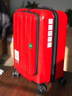Малый чемодан из поликарбоната 34 л Lojel Lucid 2, красный Lj-CF1717S_R