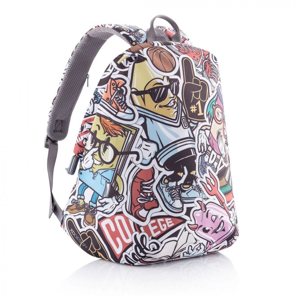 Городской рюкзак-антивор XD Design Bobby Soft Art Graffiti 