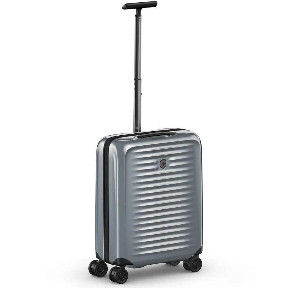 Мала валіза для ручної поклажі Victorinox Airox – 33 л, 2,3 кг Срібляста Мала валіза для ручної поклажі Victorinox Airox – 33 л, 2,3 кг Срібляста